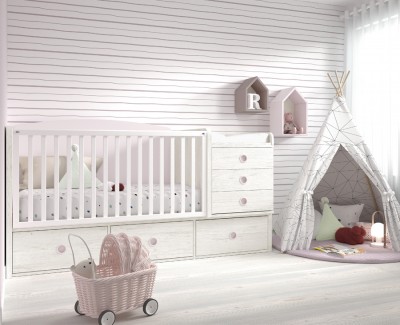 Chambre bébé convertible en chambre enfant, et armoire d'angle