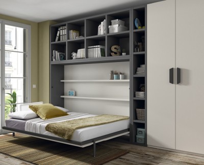 Chambre composée de lit escamotable, armoire et étagères