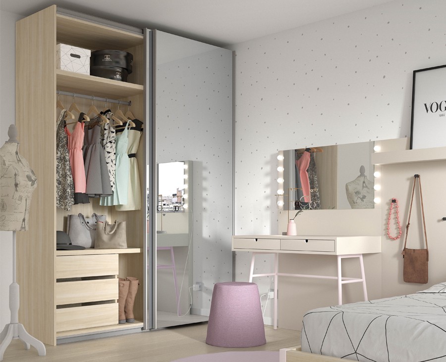 Chambre avec lit double, bureau de type coiffeuse et armoire à portes  coulissantes - UNNIQ Habitat